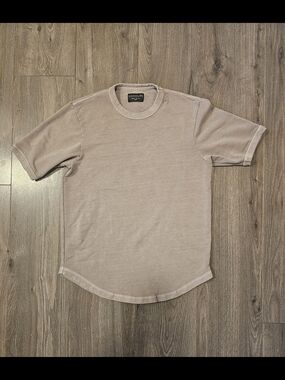 Goodlife Men’s Crewneck Tee in Light Taupe